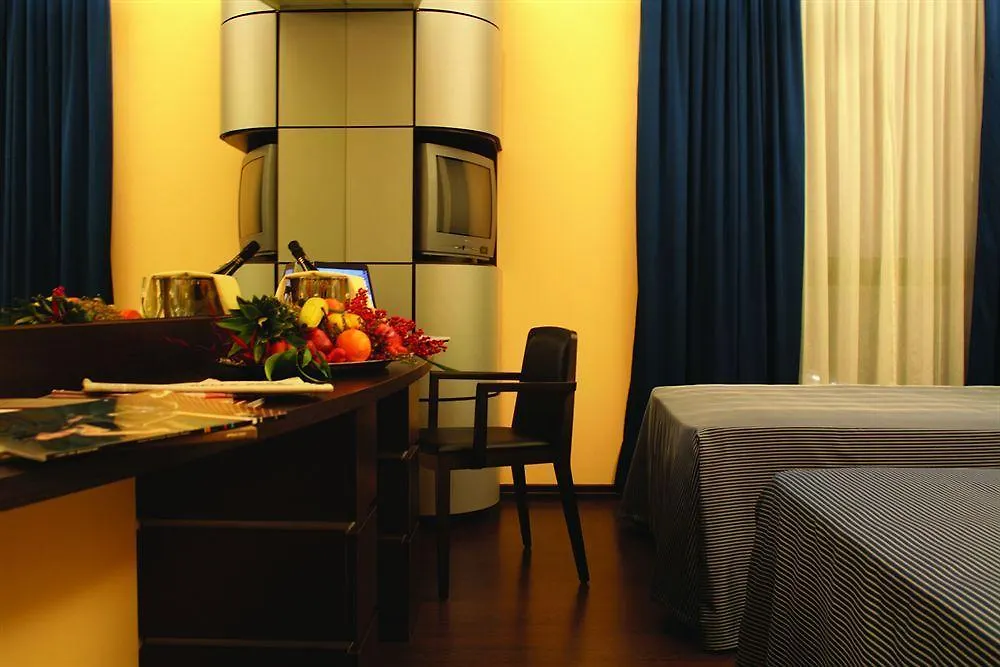 Le Robinie Golf & Resort Solbiate Olona Hotel