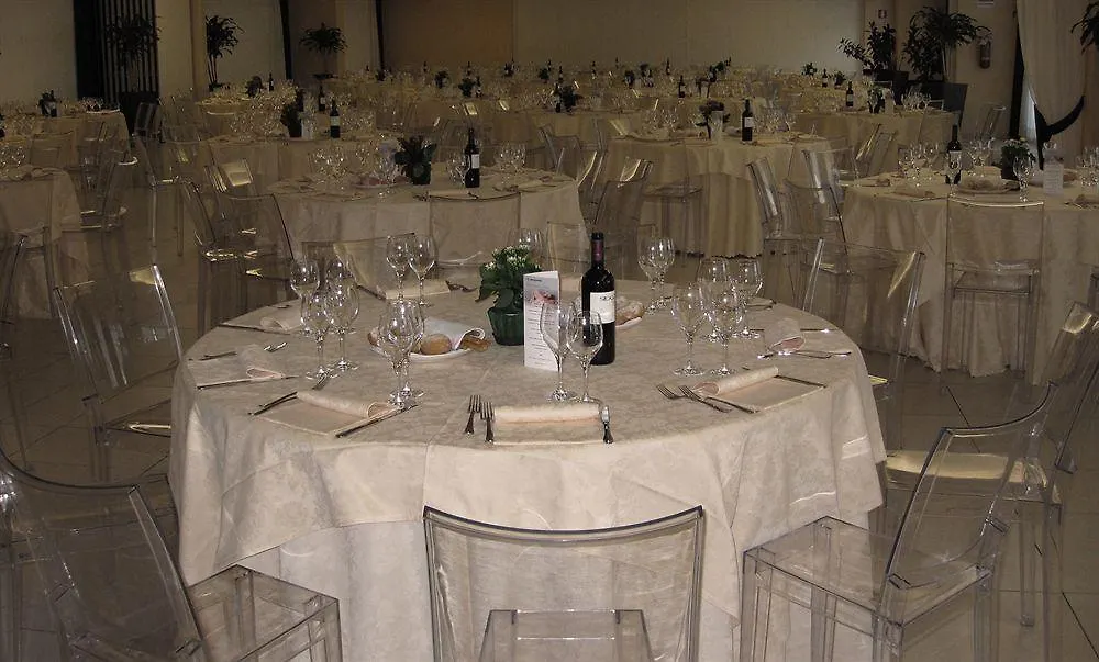 Le Robinie Golf & Resort Solbiate Olona 3*,  Italy