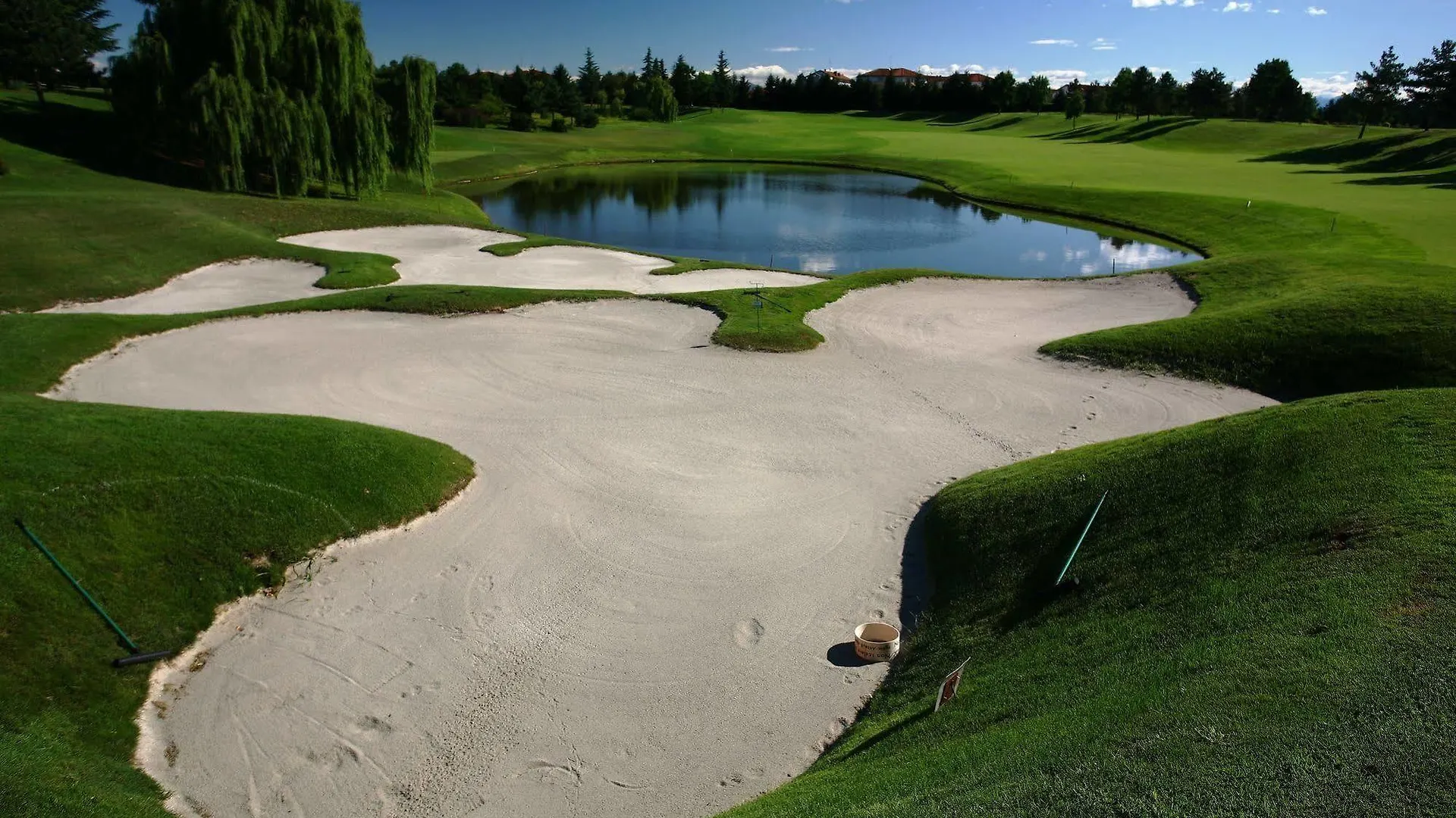 Le Robinie Golf & Resort Solbiate Olona Hotel